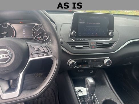Used 2020 Nissan Altima 2.5 S FWD image 12