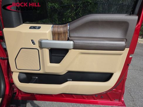 Used 2019 Ford F150 Lariat w/ Equipment Group 502A Luxury AWD/4WD image 34