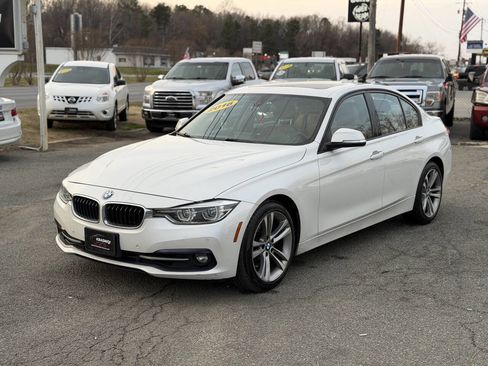 Used 2016 BMW 328i xDrive Sedan AWD/4WD image 5