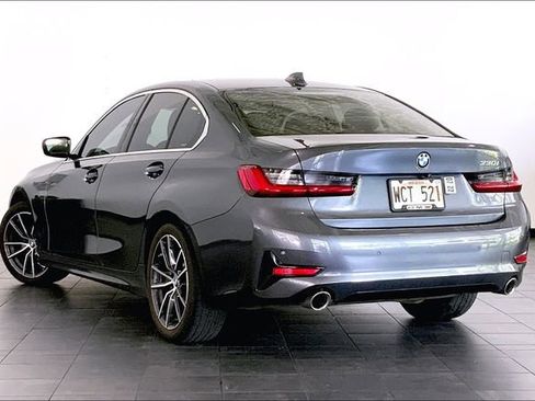 Used 2019 BMW 330i Sedan w/ Convenience Package image 10
