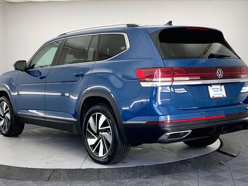 Used 2025 Volkswagen Atlas SEL image 12