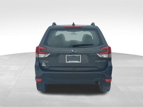Used 2022 Subaru Forester image 8