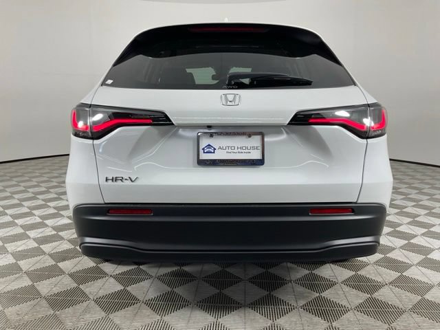 Used 2027 Honda HR-V LX image 6