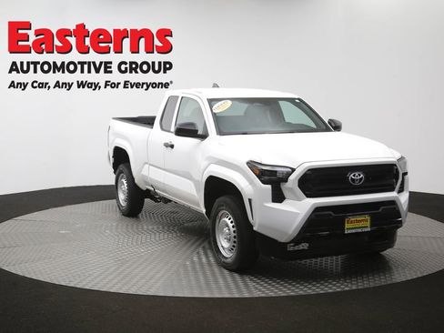 Used 2025 Toyota Tacoma SR RWD image 48