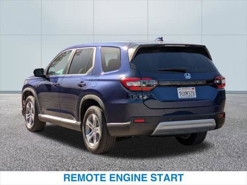 Certified 2025 Honda Pilot EX-L image 9