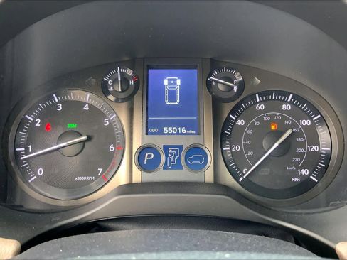 Used 2019 Lexus GX 460 image 24