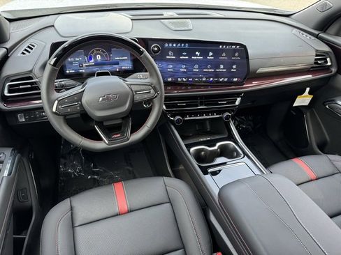 New 2026 Chevrolet Traverse RS image 9