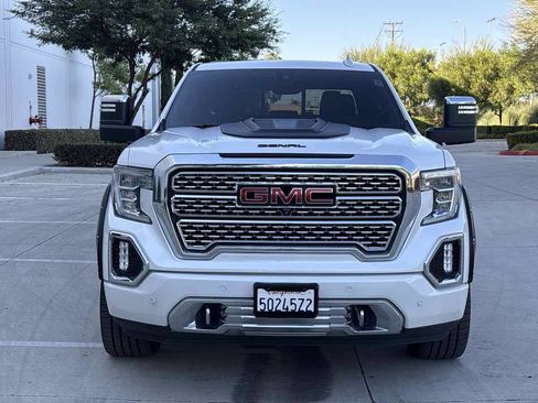 Used 2020 GMC Sierra 1500 Denali w/ Denali Ultimate Package AWD/4WD image 8