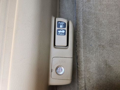 Used 2004 Honda Civic VP image 16