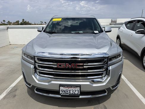 Used 2020 GMC Acadia SLE w/ LPO, Cargo Package FWD image 1