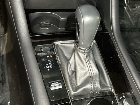 Used 2025 MAZDA MAZDA3 s image 24