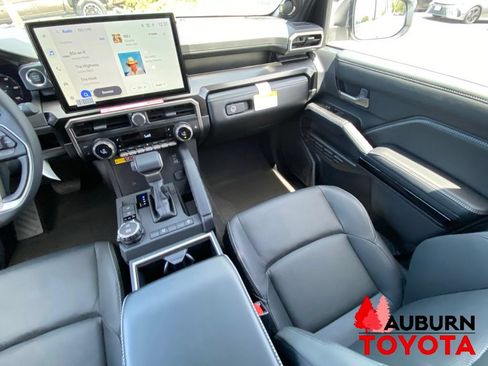 New 2026 Toyota 4Runner Limited AWD/4WD image 31