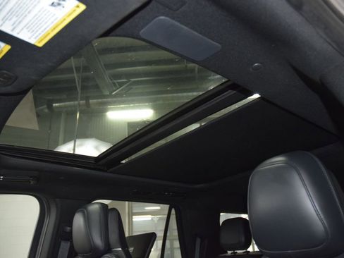 Used 2022 Lincoln Navigator Reserve image 49