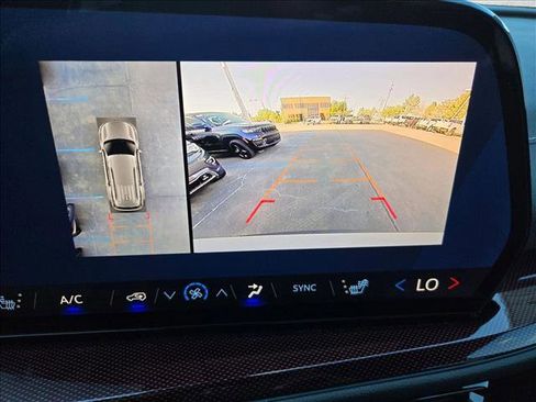 New 2026 Chevrolet Traverse Z71 w/ Driver Confidence Package image 14