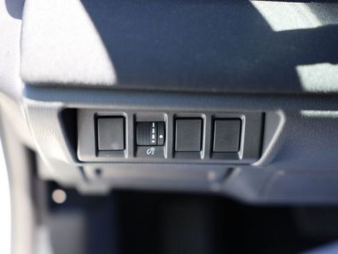 Used 2025 Subaru Outback AWD/4WD image 15