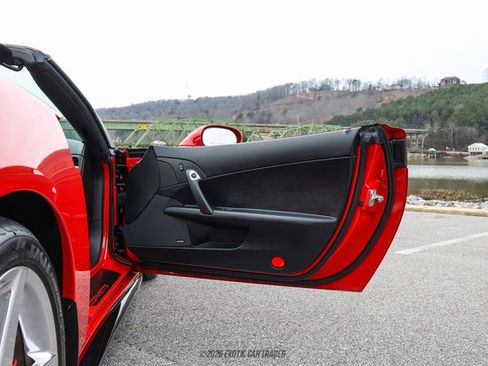 Used 2005 Chevrolet Corvette Convertible w/ Preferred Equipment Group image 34