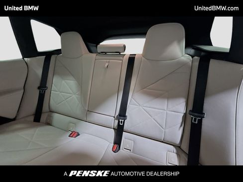 Used 2024 BMW iX xDrive50 w/ Premium Package AWD/4WD image 13