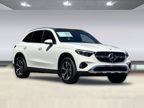 New 2026 Mercedes-Benz GLC 350e 4MATIC image 7