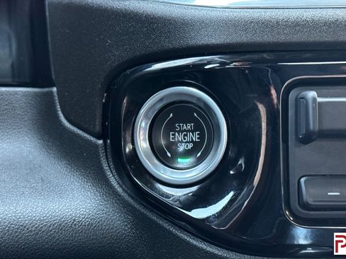 Used 2023 Chevrolet Silverado 1500 RST AWD/4WD image 24