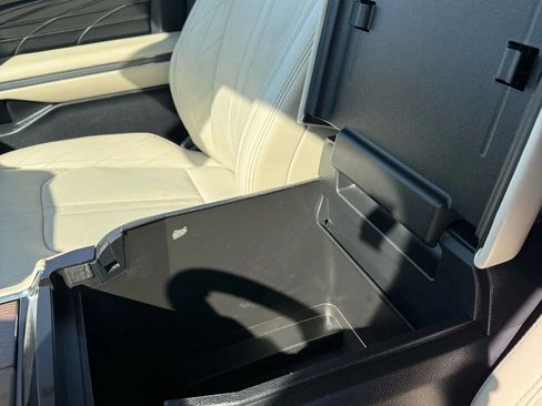 Used 2018 Ford Expedition Max Platinum image 29