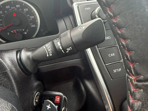 Used 2017 Toyota Camry SE FWD image 25