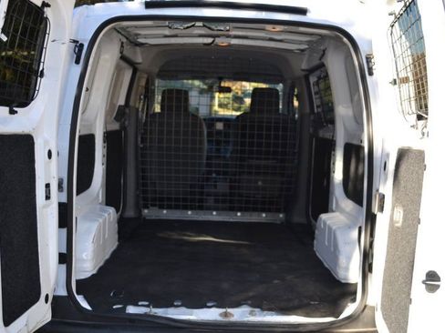 Used 2021 Nissan NV200 S w/ Sliding Door Glass Package image 30