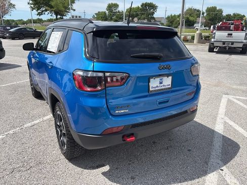 Used 2025 Jeep Compass Trailhawk AWD/4WD image 23