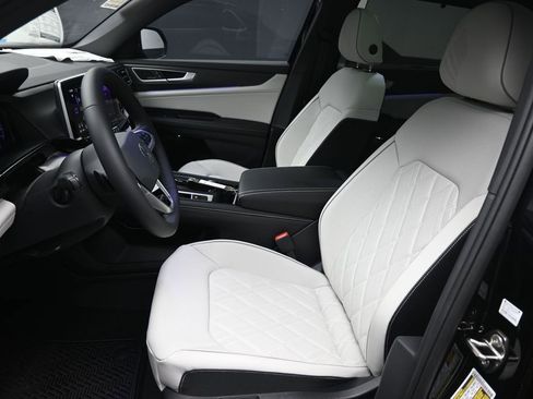 New 2026 Volkswagen Atlas Cross Sport SEL Premium R-Line AWD/4WD image 18
