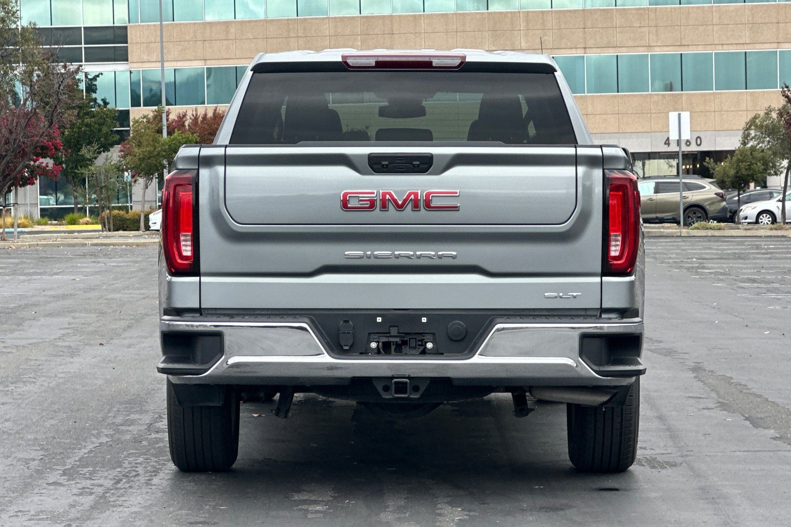 Used 2025 GMC Sierra 1500 SLT RWD image 5