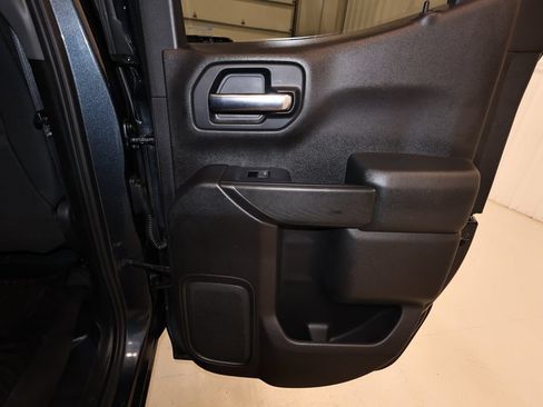 Used 2019 Chevrolet Silverado 1500 LT w/ All-Star Edition AWD/4WD image 17