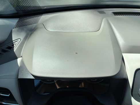 Used 2025 Nissan Rogue SV FWD image 36