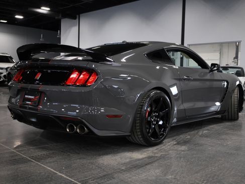 Used 2018 Ford Mustang Shelby GT350R w/ GT350R Equipment Group 920A image 6