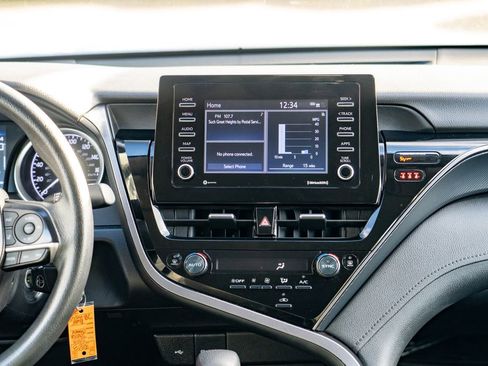 Used 2023 Toyota Camry LE FWD image 19