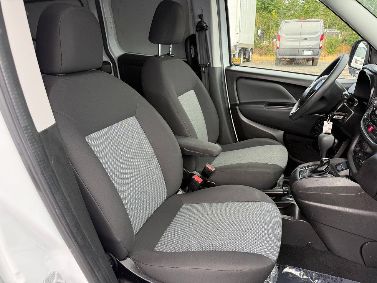 Used 2021 RAM ProMaster City Tradesman FWD image 16
