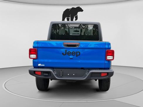 New 2026 Jeep Gladiator Sport AWD/4WD image 4