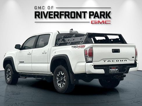 Used 2021 Toyota Tacoma TRD Off-Road w/ Technology Package image 5