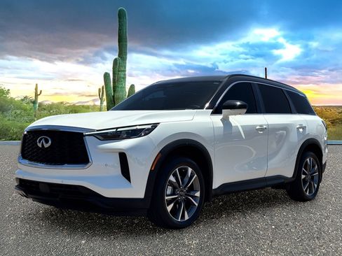 Certified 2024 INFINITI QX60 Luxe w/ Cargo Package FWD image 2