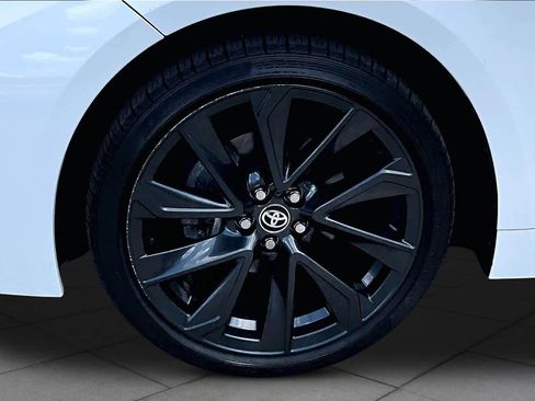 Used 2024 Toyota Corolla SE FWD image 11
