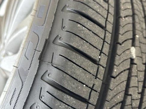 Used 2014 Subaru Impreza 2.0i Limited image 10