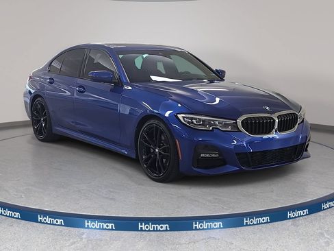 Used 2020 BMW 330i Sedan w/ M Sport Package RWD image 4