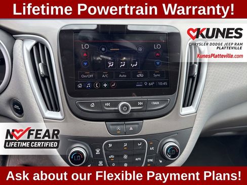 Used 2022 Chevrolet Malibu LT FWD image 17