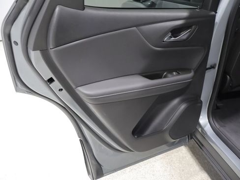 Used 2025 Chevrolet Blazer LT AWD/4WD image 18