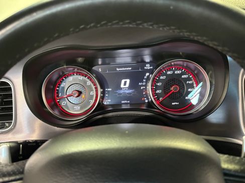 Used 2022 Dodge Charger Scat Pack w/ Dynamics Package RWD image 21