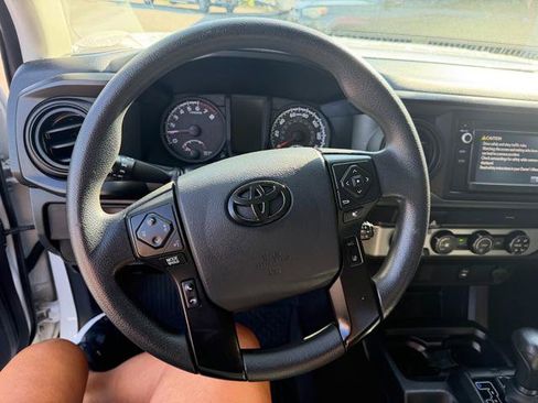 Used 2019 Toyota Tacoma SR w/ SR Convenience Package AWD/4WD image 11