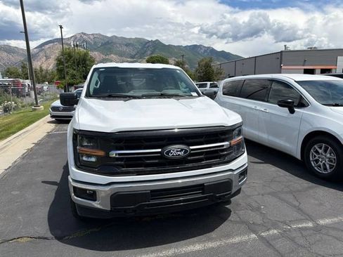 Used 2025 Ford F150 XLT w/ Equipment Group 301A Standard AWD/4WD image 4