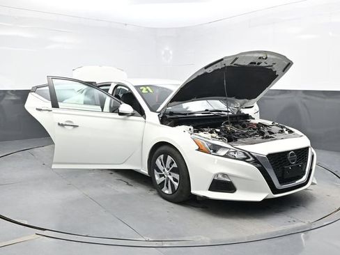 Used 2021 Nissan Altima 2.5 S FWD image 43