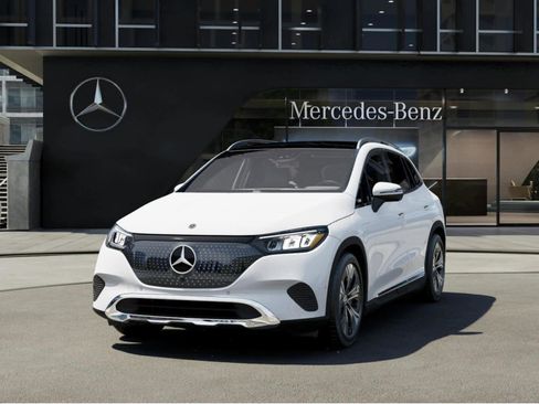 New 2026 Mercedes-Benz EQE 320 4MATIC SUV image 39