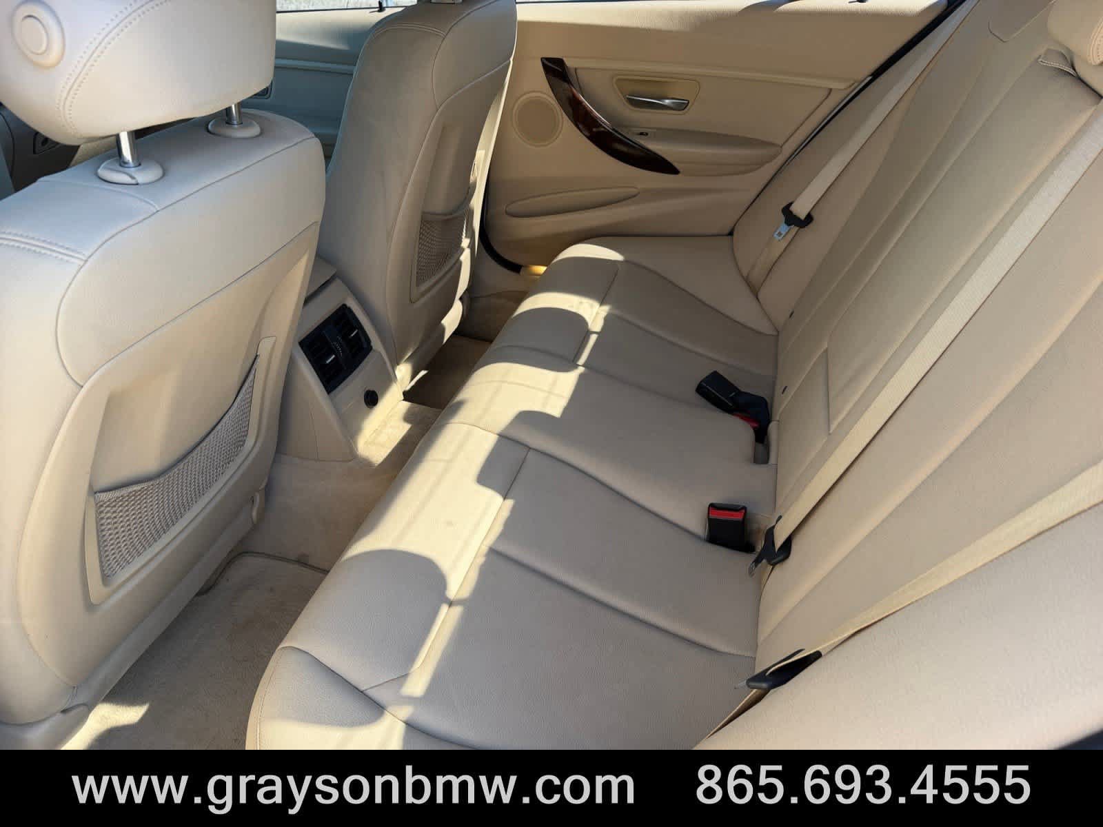 Used 2014 BMW 320i xDrive Sedan AWD/4WD image 14