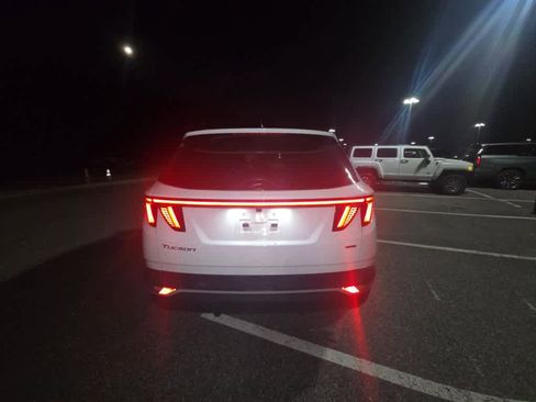 Used 2023 Hyundai Tucson SEL w/ Convenience Package image 17