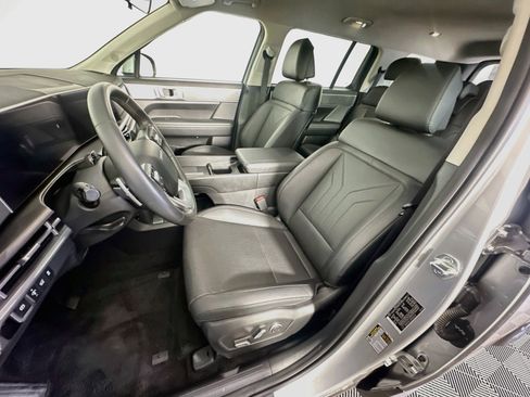 Used 2024 Hyundai Santa Fe SEL FWD image 13